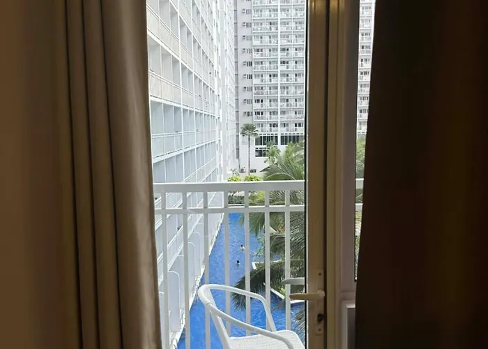 Apartment Shore Residences At Mall Of Complex - By Staycation Empire Manila