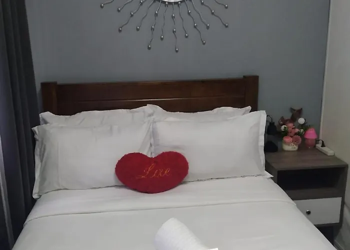 Shore Residences At Mall Of Complex - By Staycation Empire Apartment